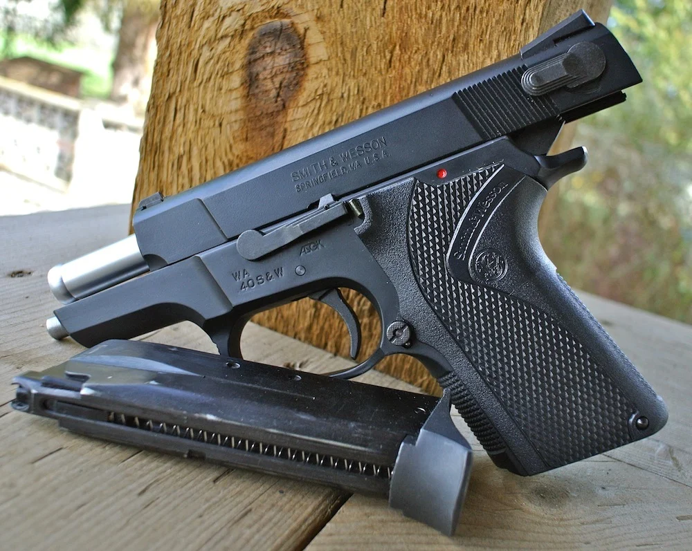 Western Arms Shorty 40 - 6mm GBB Airsoft Pistol