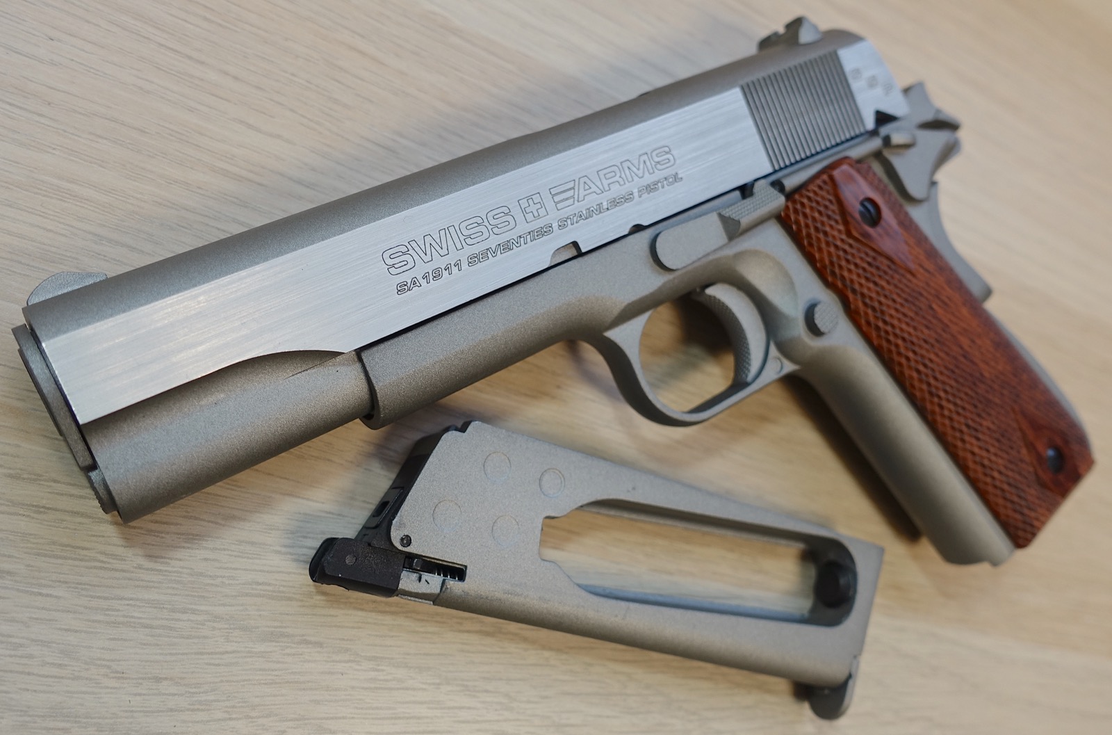 Cybergun Swiss Arms SA 1911 Silver - steel bb guns 4.5mm - Airsoft store,  replicas and military clothing with real stock and shipments in 24 working  hours.