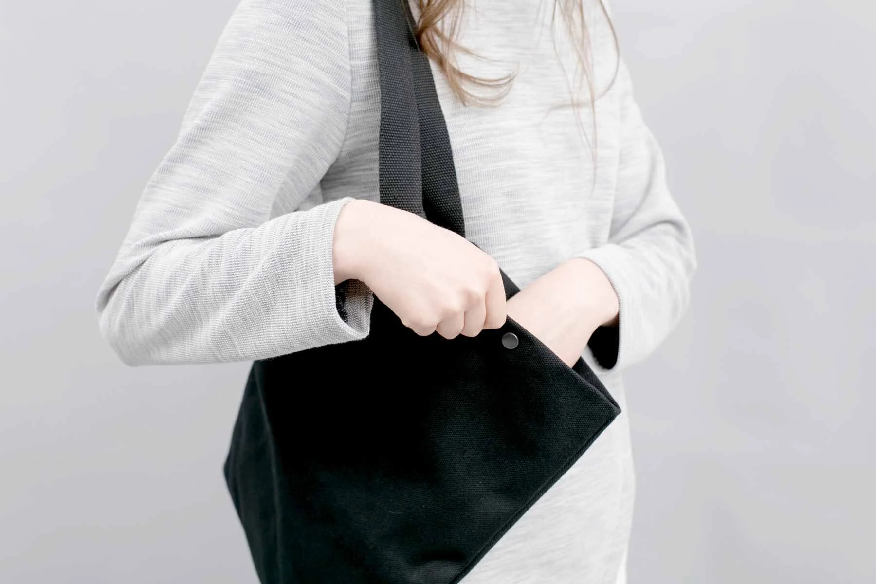 DIAGONAL Black3.jpg