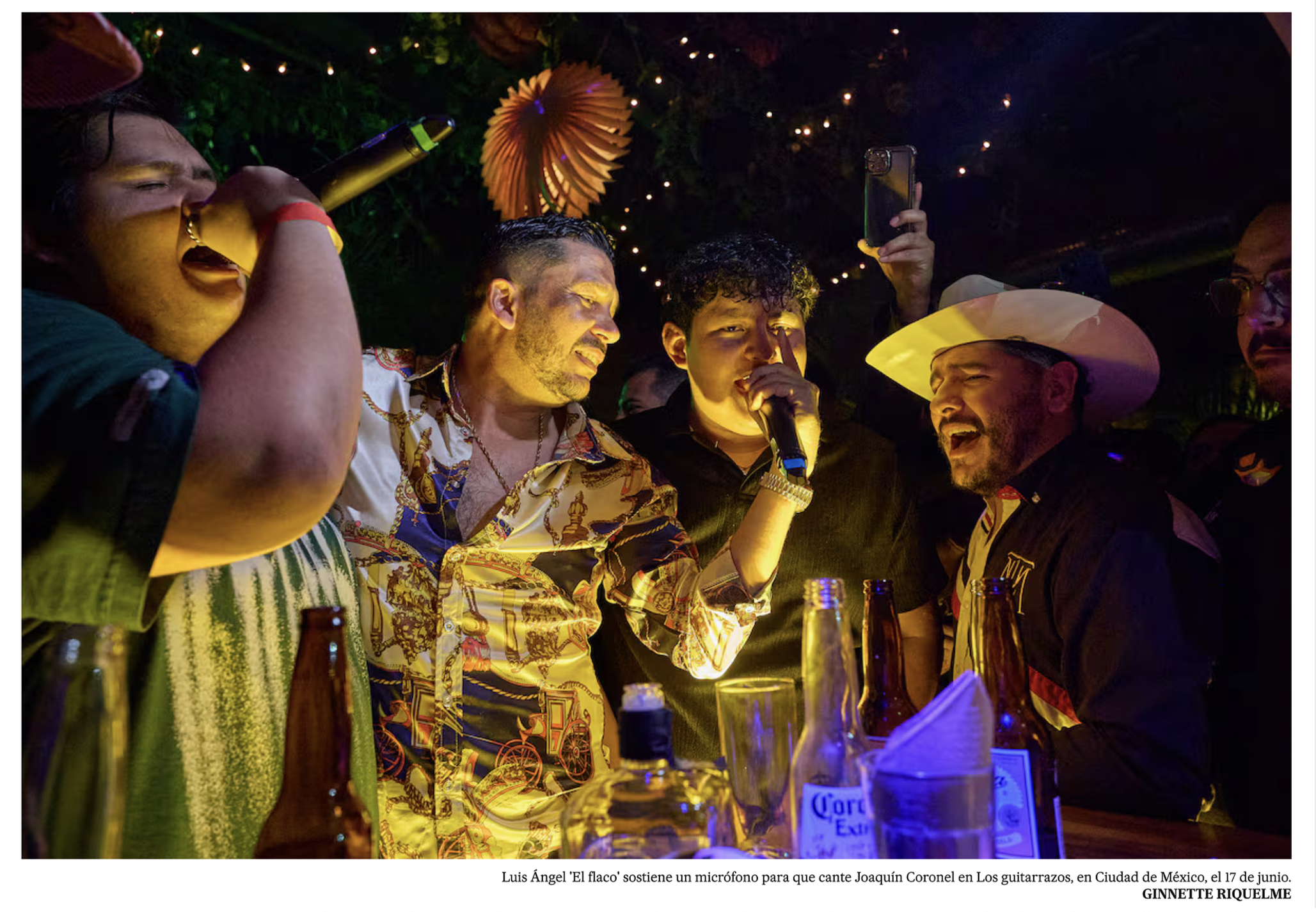 https://elpais.com/mexico/2025-06-22/el-oasis-de-los-corridos-tumbados-en-plena-prohibicion-ya-valimos-verga-se-armaron-los-guitarrazos.html