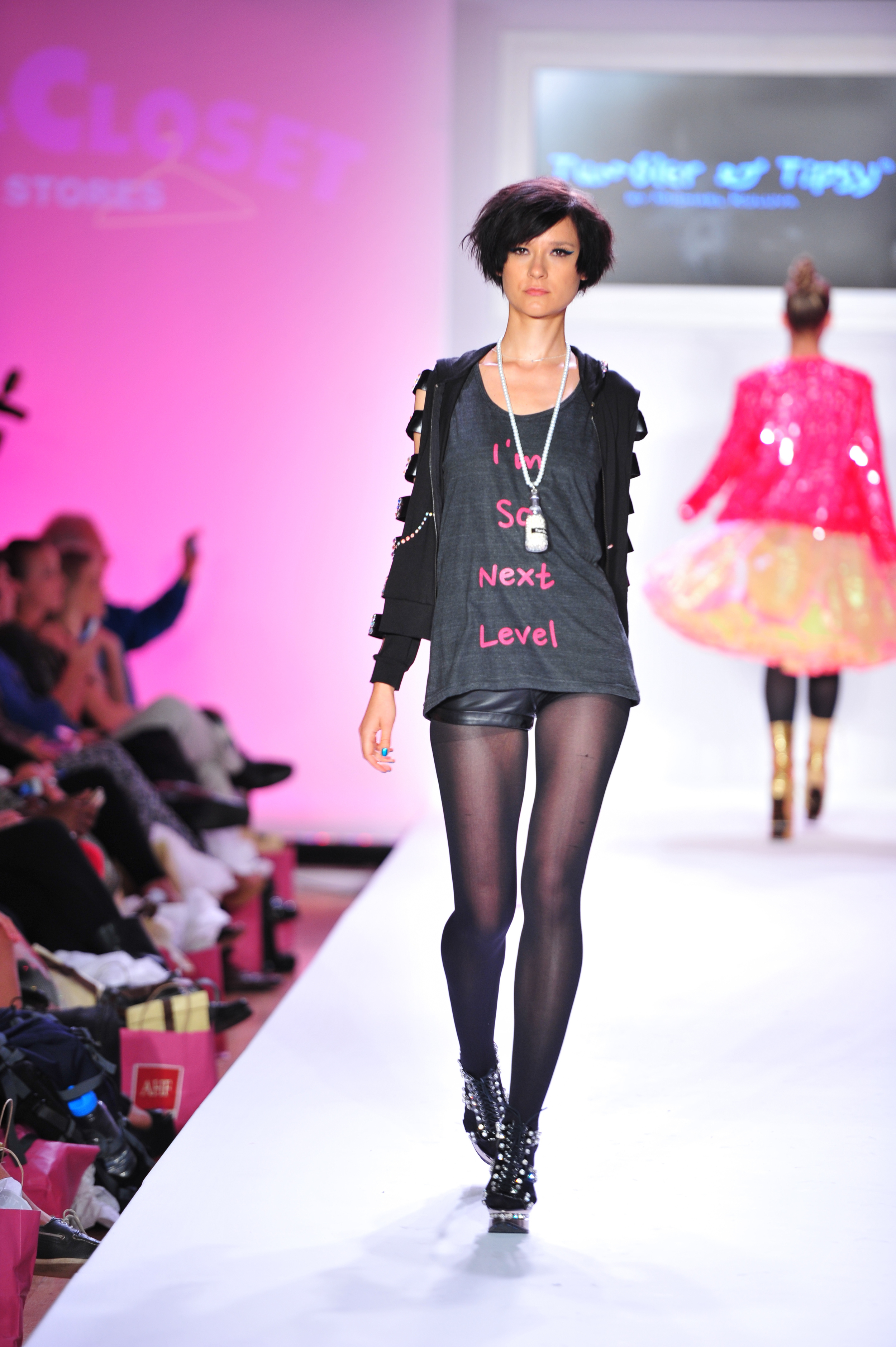 MKss14Runway - 0128.jpg