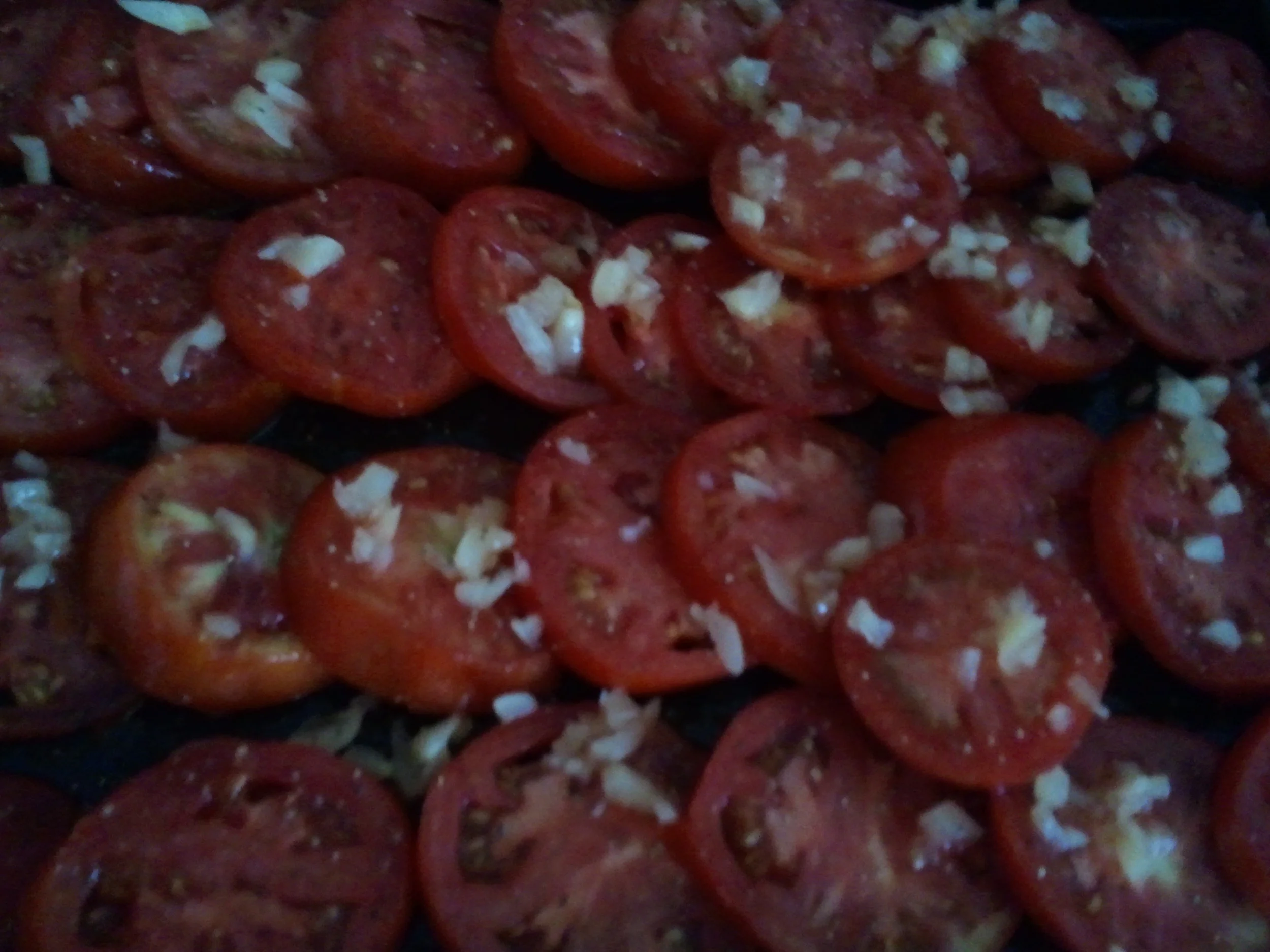 Oven roasted Garlic Tomatoes