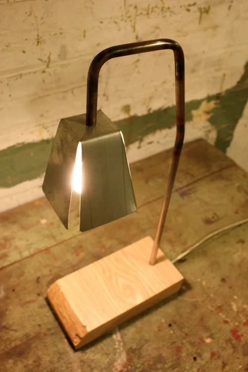 AshLamp2.jpg