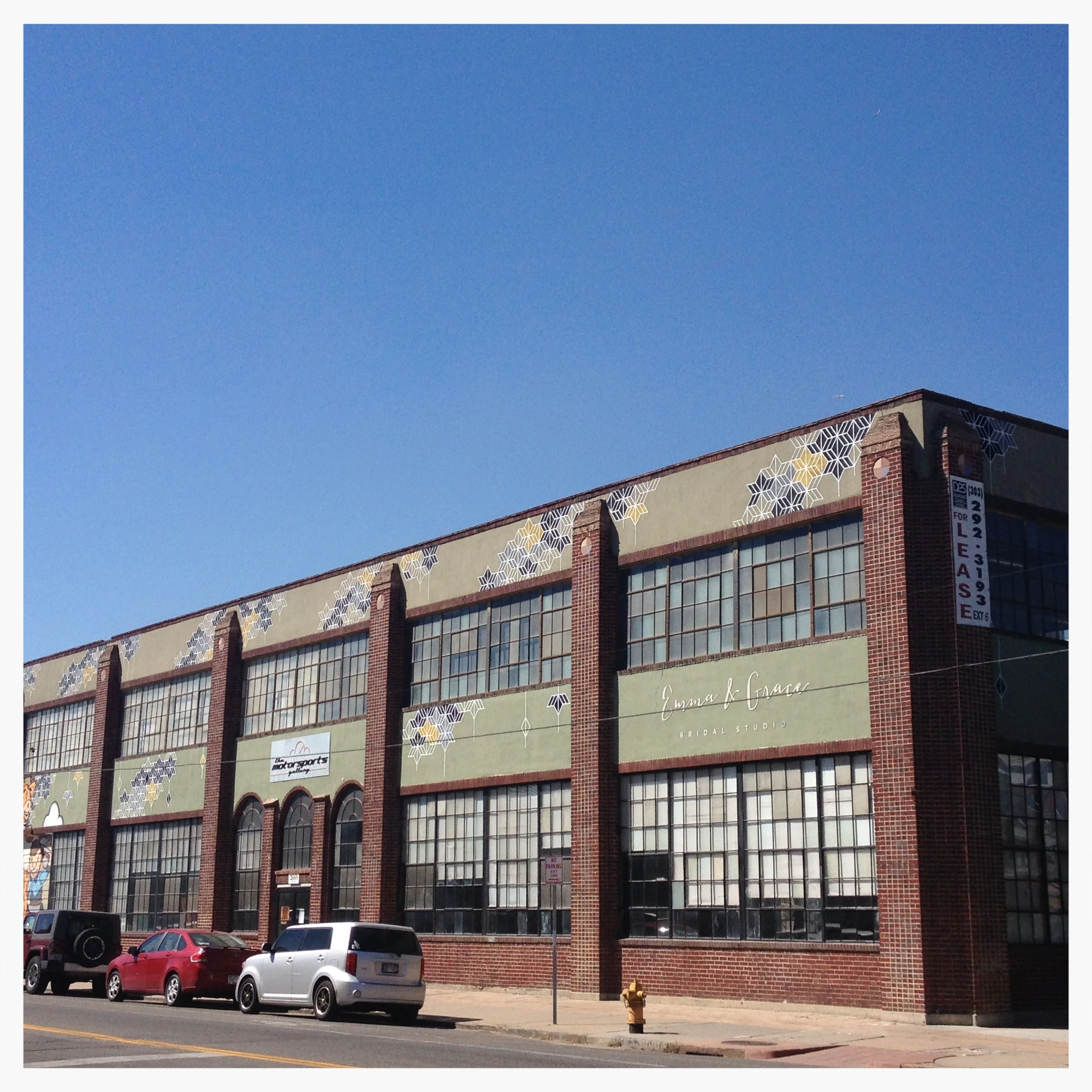 "First Crush", Paint, Colorado Crush Mural Festival, Collab with Mike Graves, 125x40', Denver, 2015