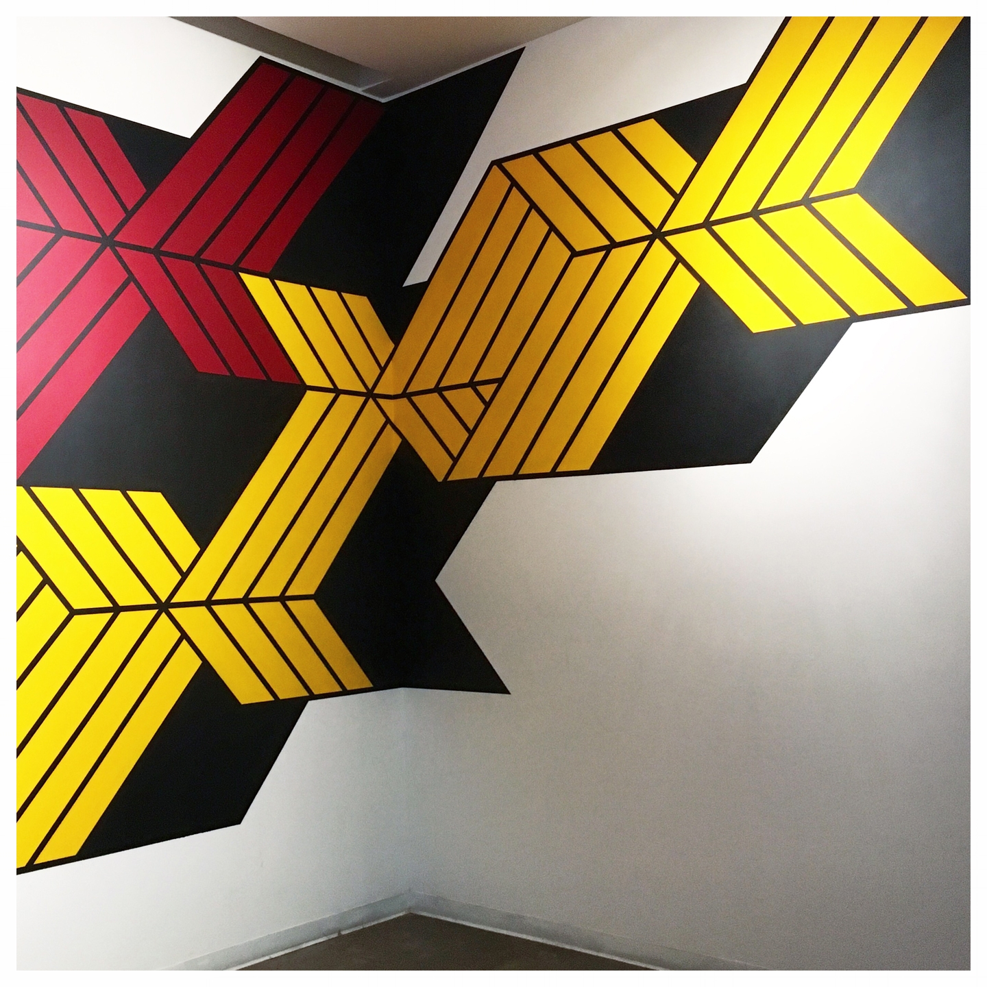  "With, or without" corner view 