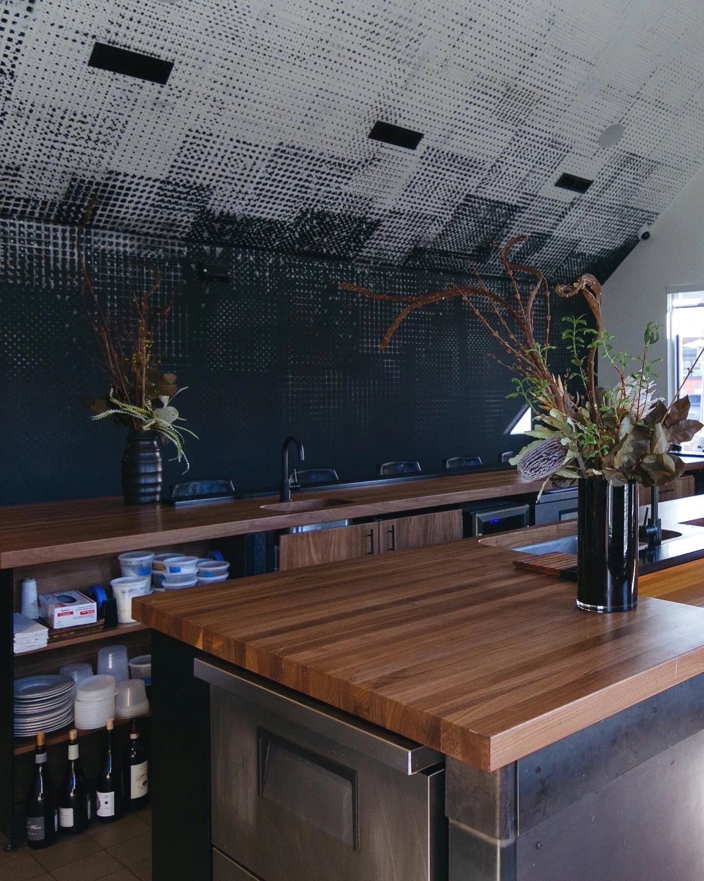 Beckon Interior Mural, Acrylic, Denver, CO, 2018. Photo courtesy of Jonnie Sirotek | Paper Laundry