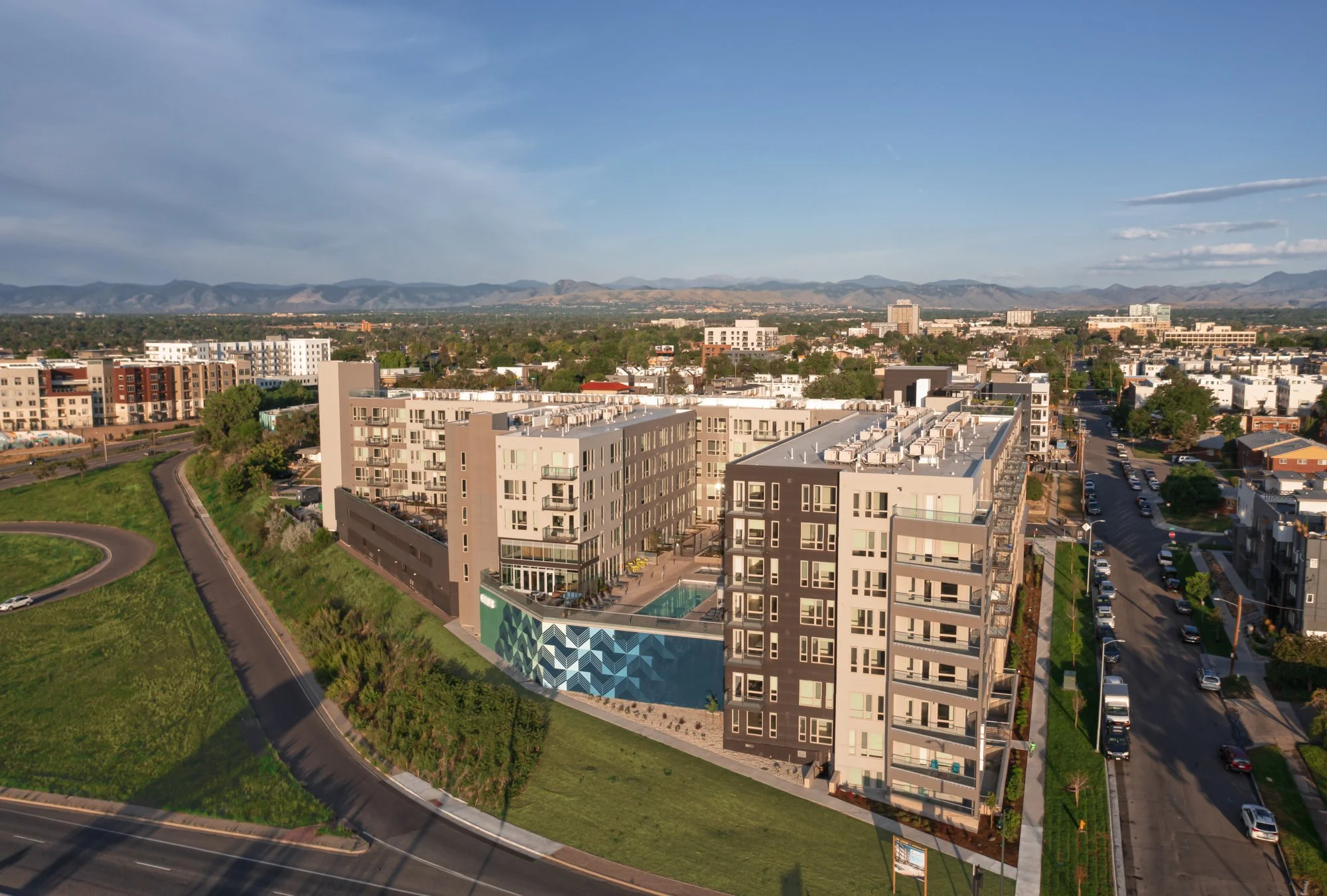 Cirrus Apts, Exterior Mural (Side view), 54x20' & 63.5x21', Acrylic Paint, Denver, CO, 2022