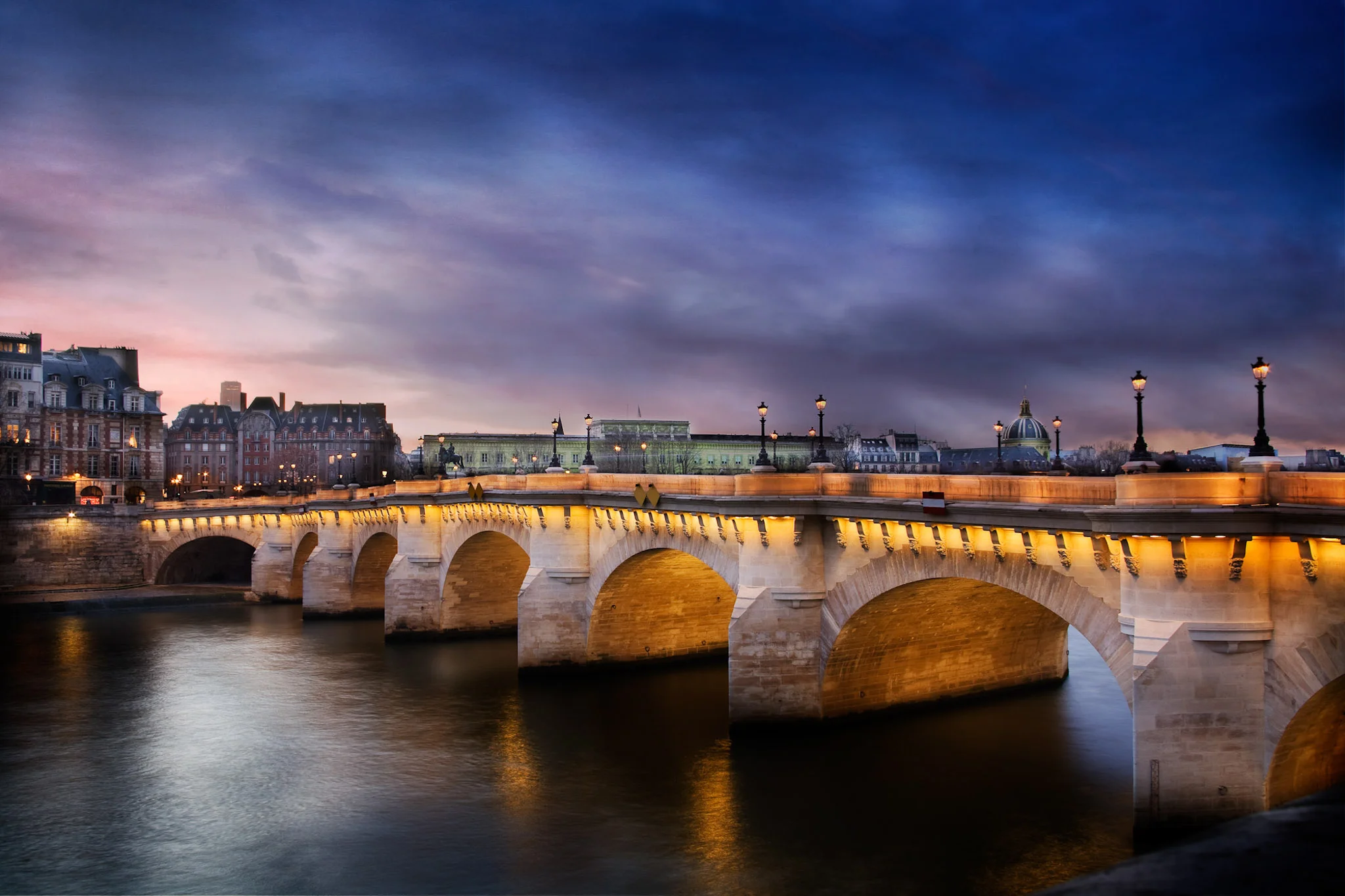 The first shot of the Pont Neuf that I got that I really liked. I have shot this bridge over 80 times with many different technics.