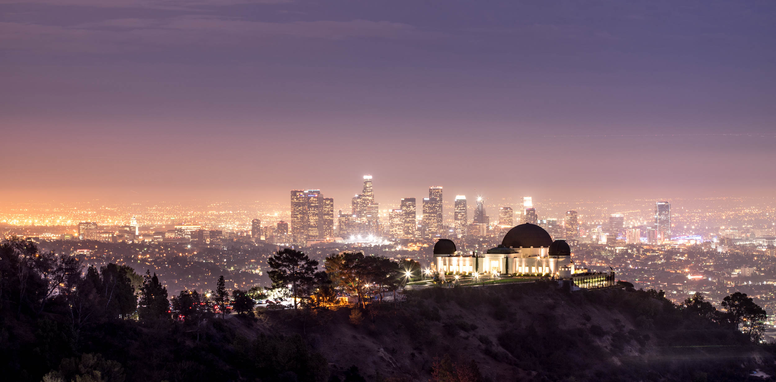 A view of downtown Los Angeles taken from the Griffith Park.