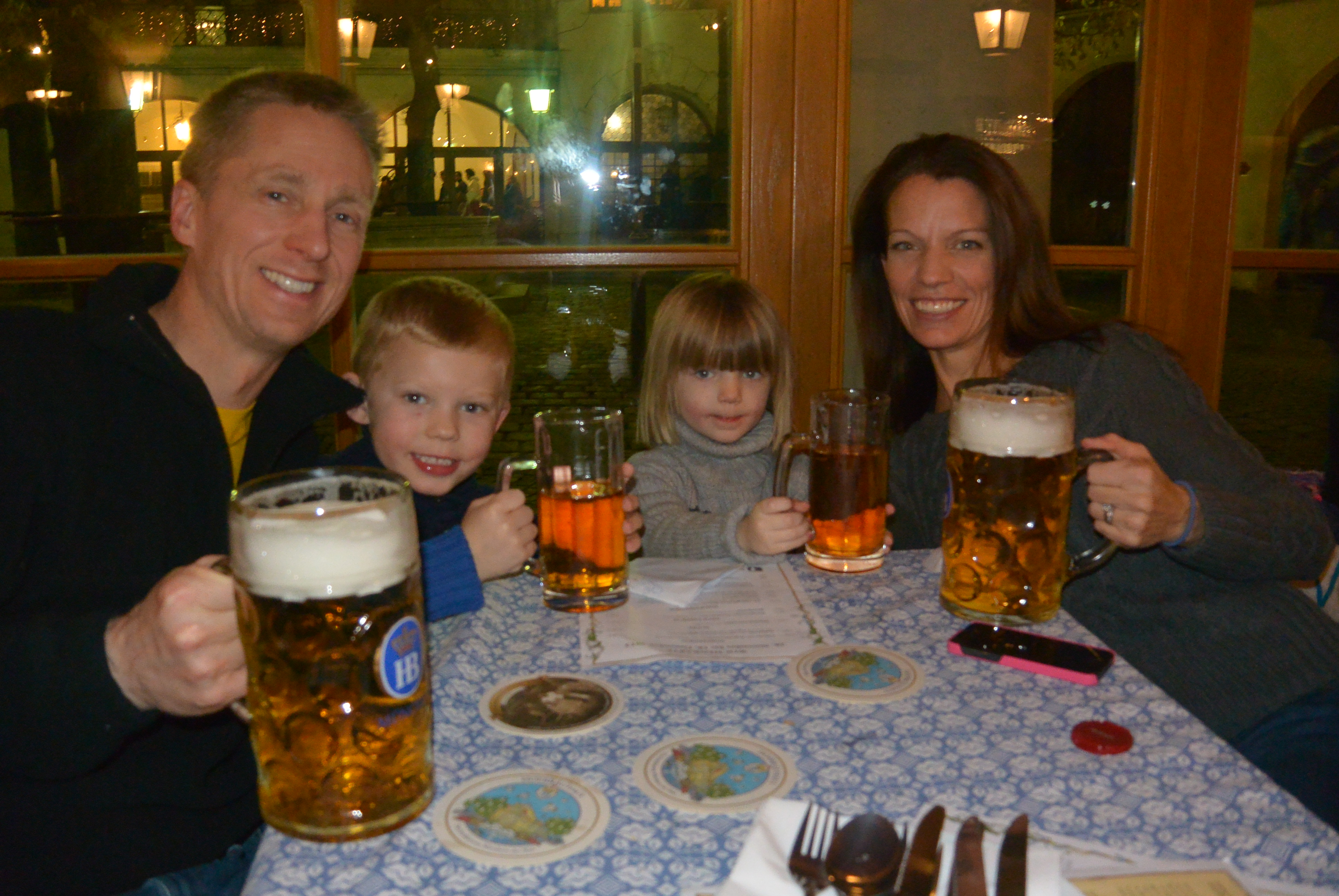 Hofbrauhaus!!