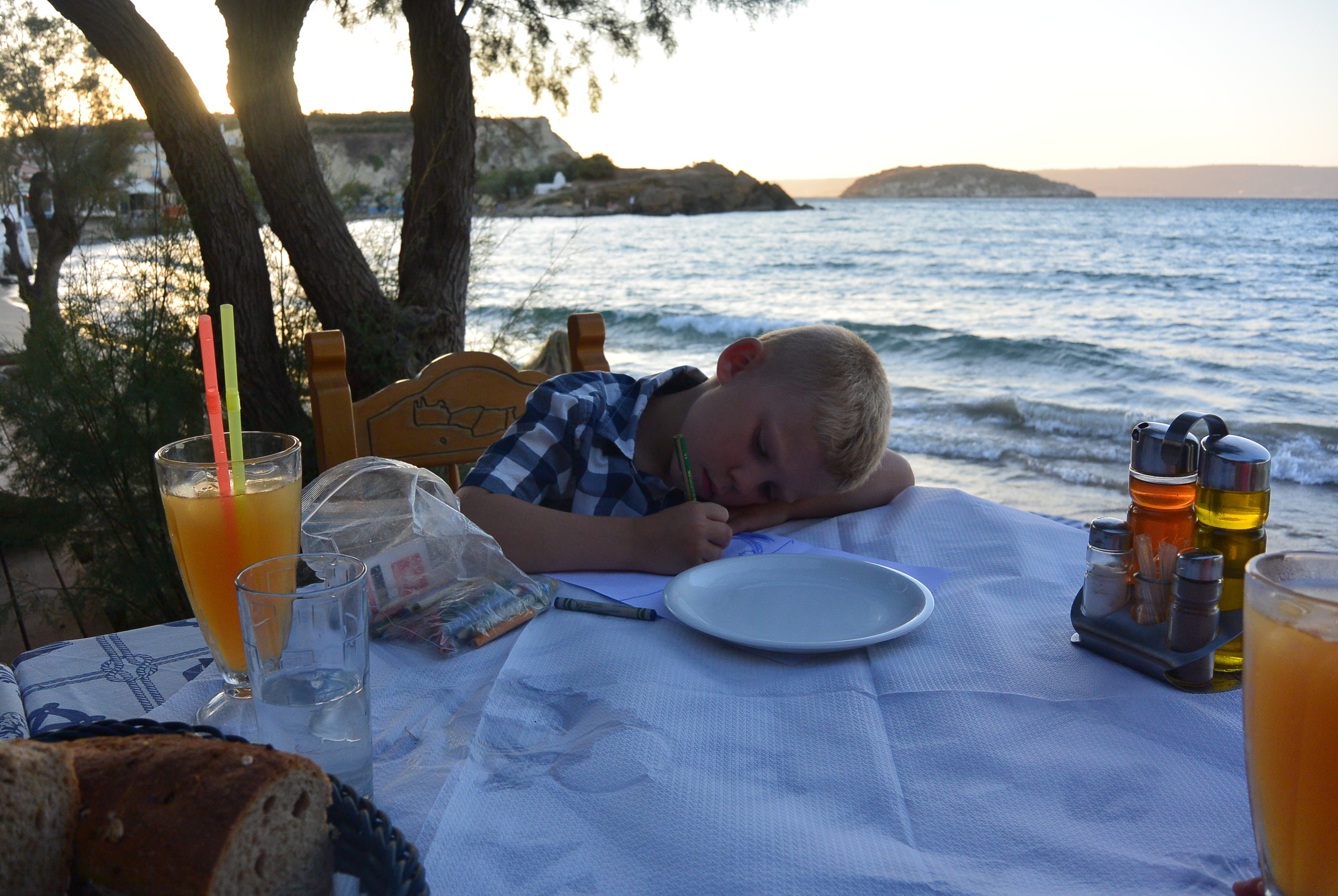 Dinner by the water...so pretty.