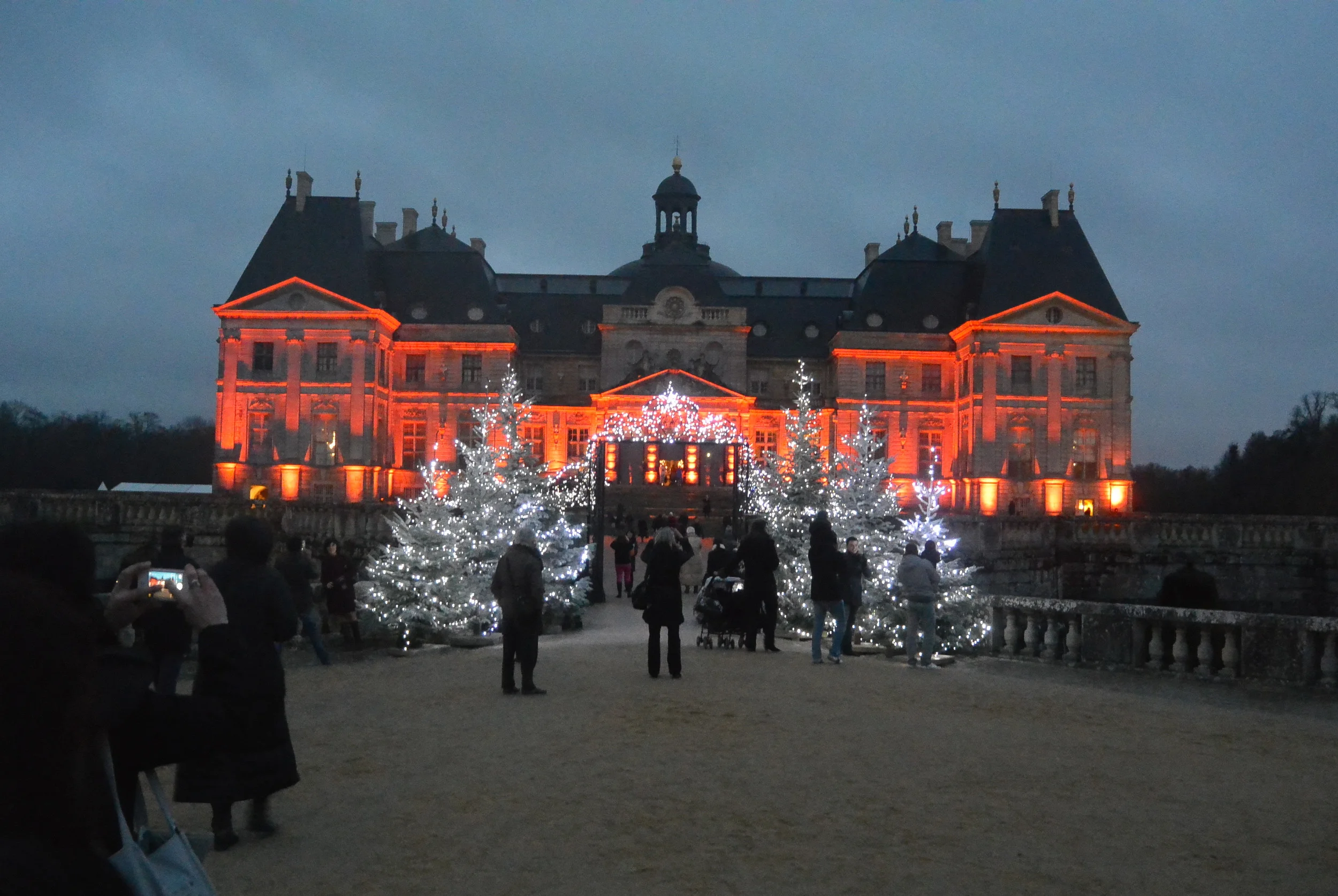 gets prettier as it gets darker