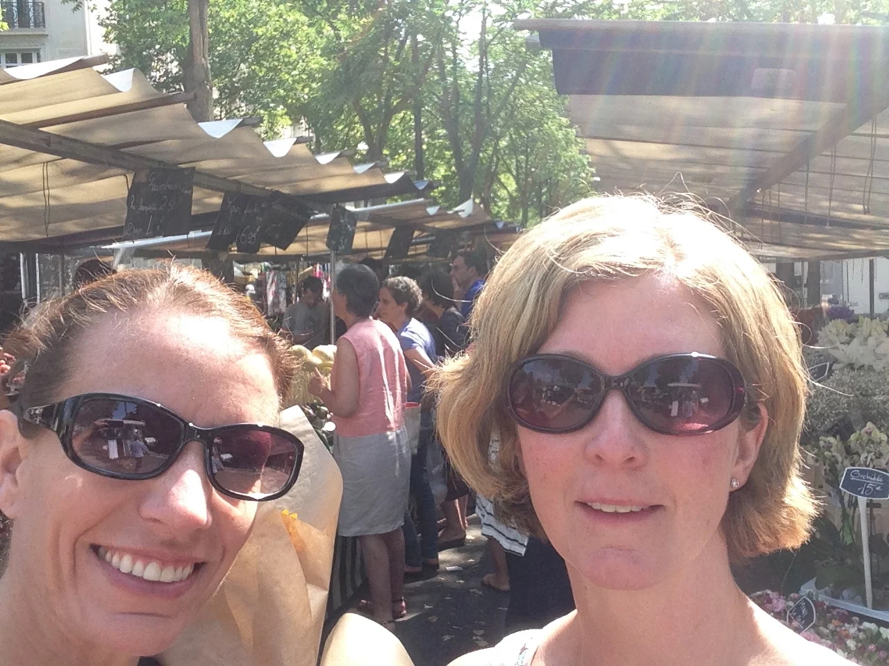 Beers &amp; Walsh together again at the Paris markets!