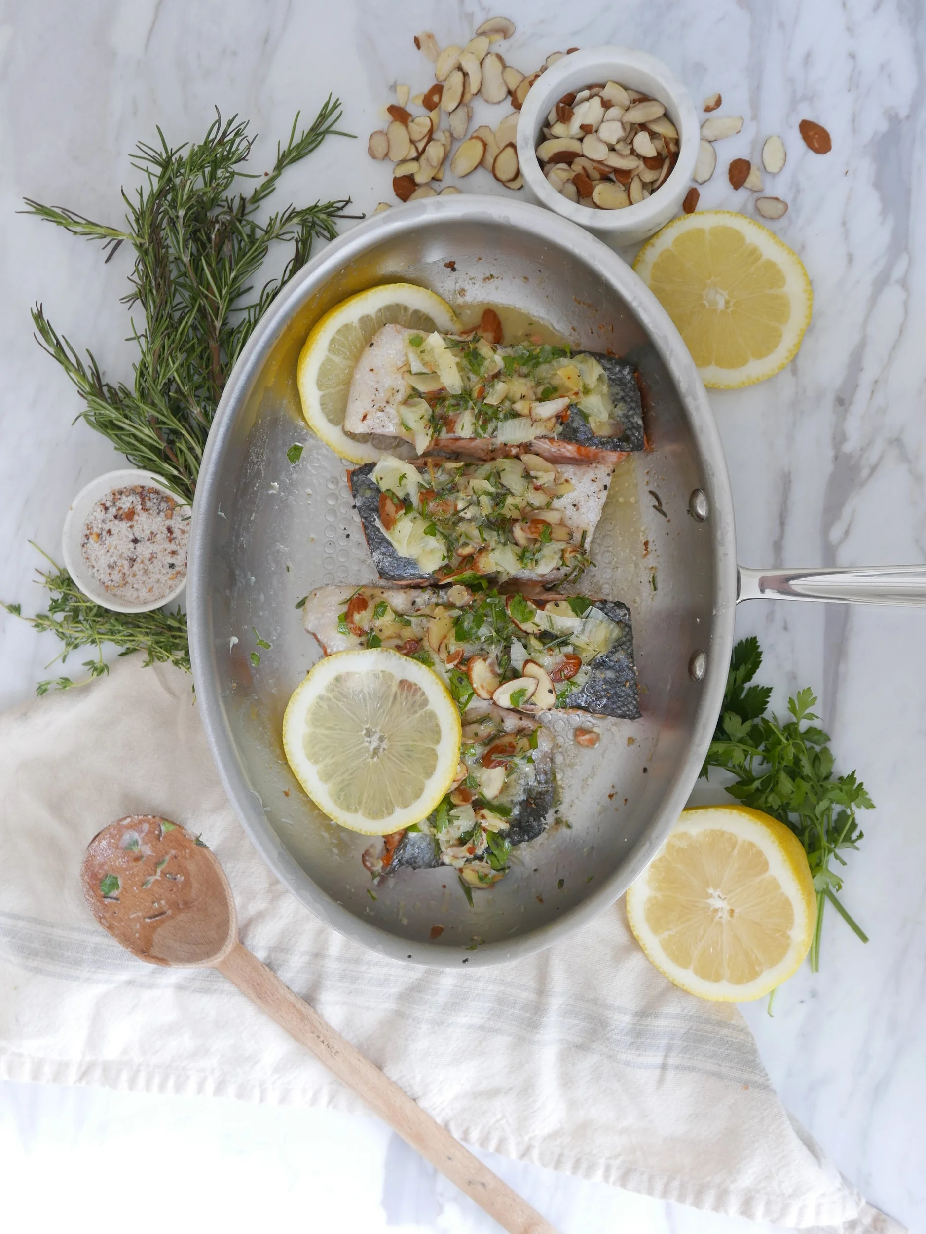 being cook: Lemon Herb Almond Salmon