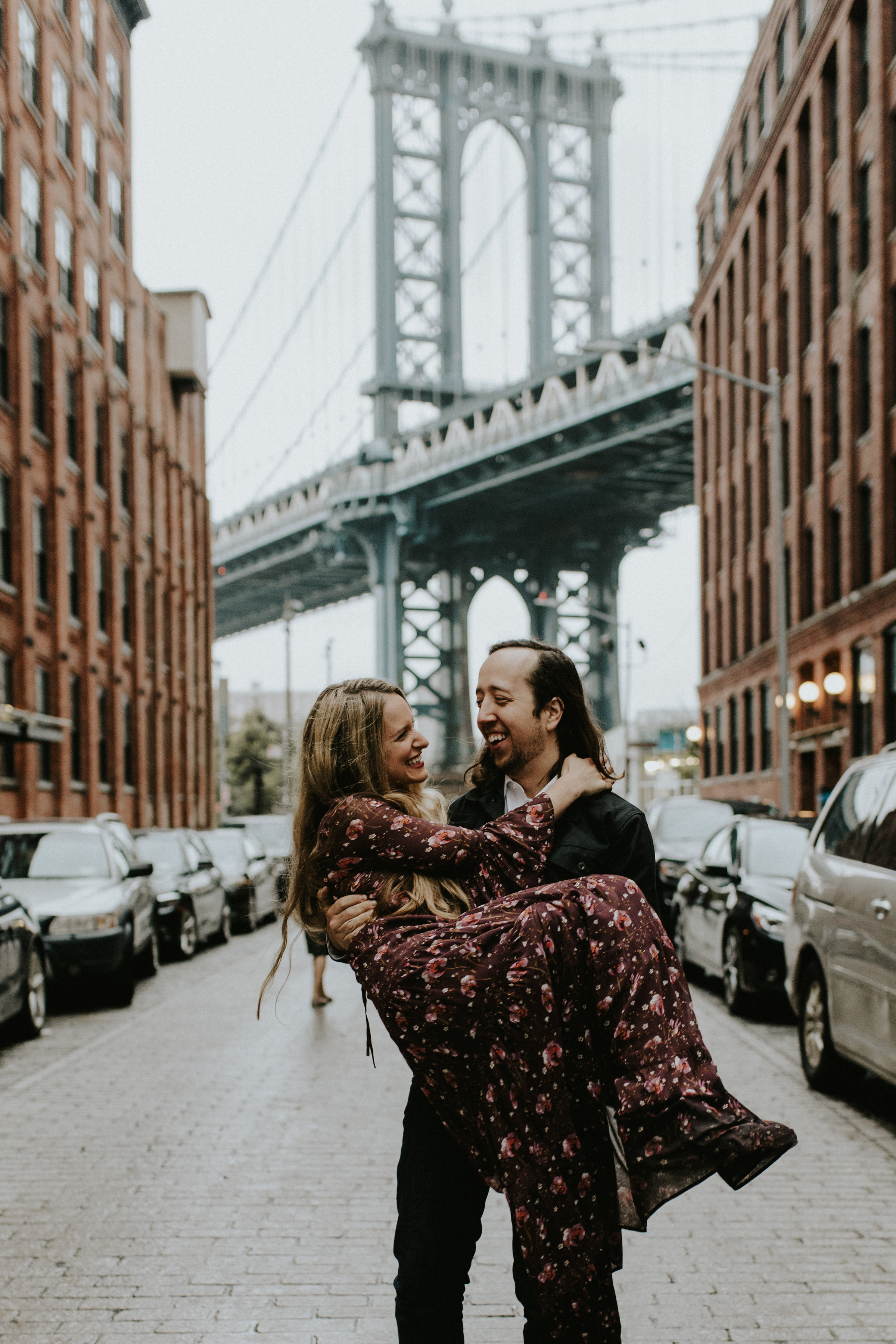 Brynn-Aaron-Brooklyn-Bridge-Love-photo-session-0276.jpg