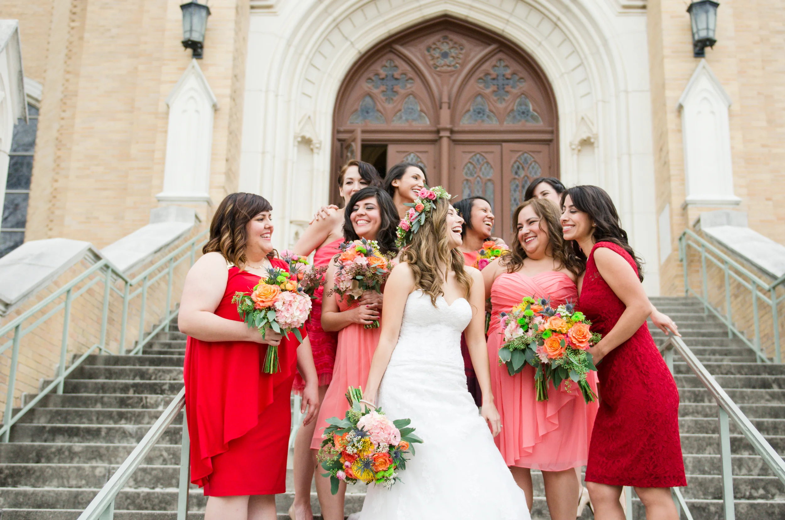 bride&bridesmaid.jpg