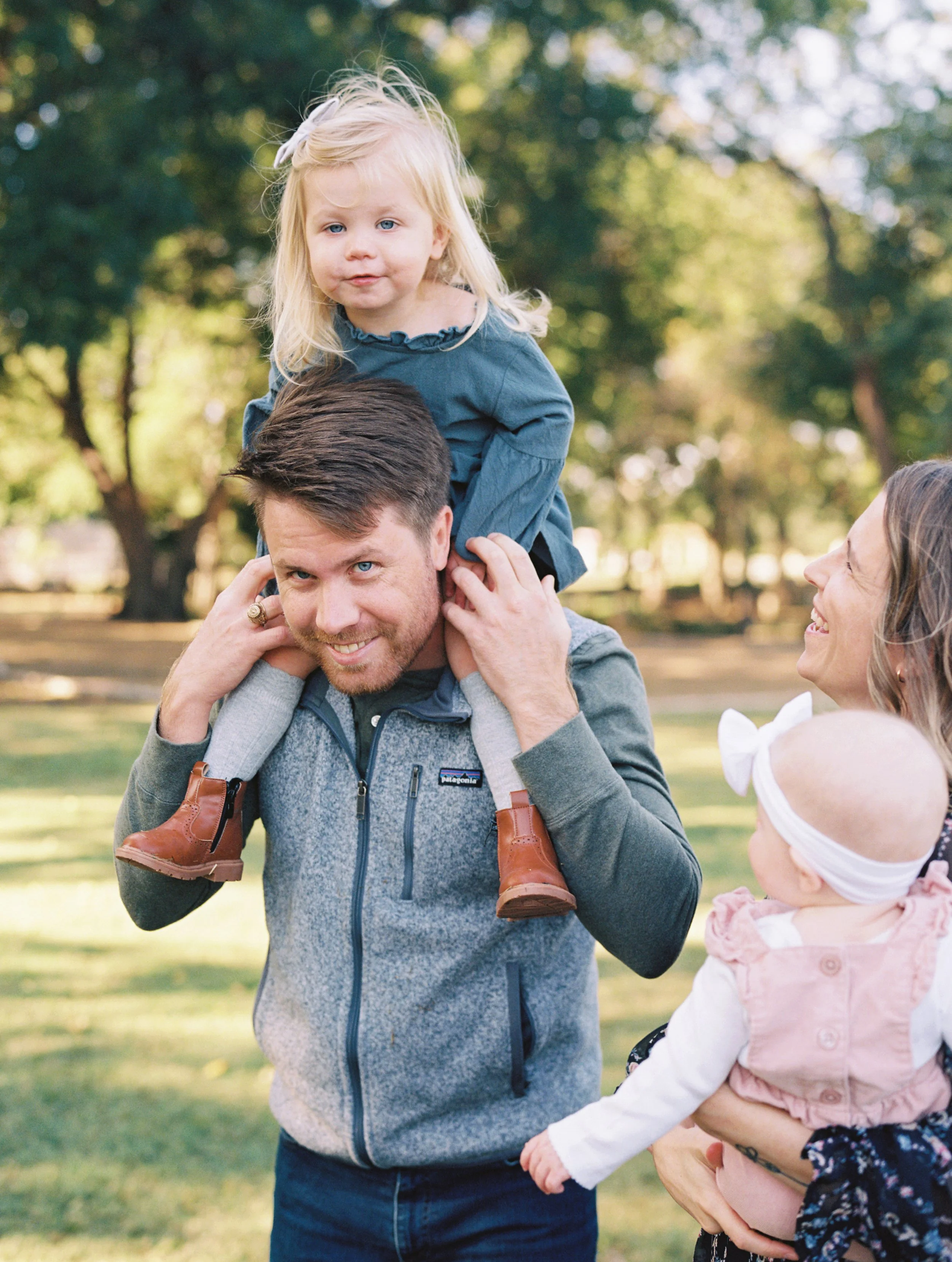 rose-garden-mini-sessions-ar-photography-carly-steve-marin-clara-34.jpg