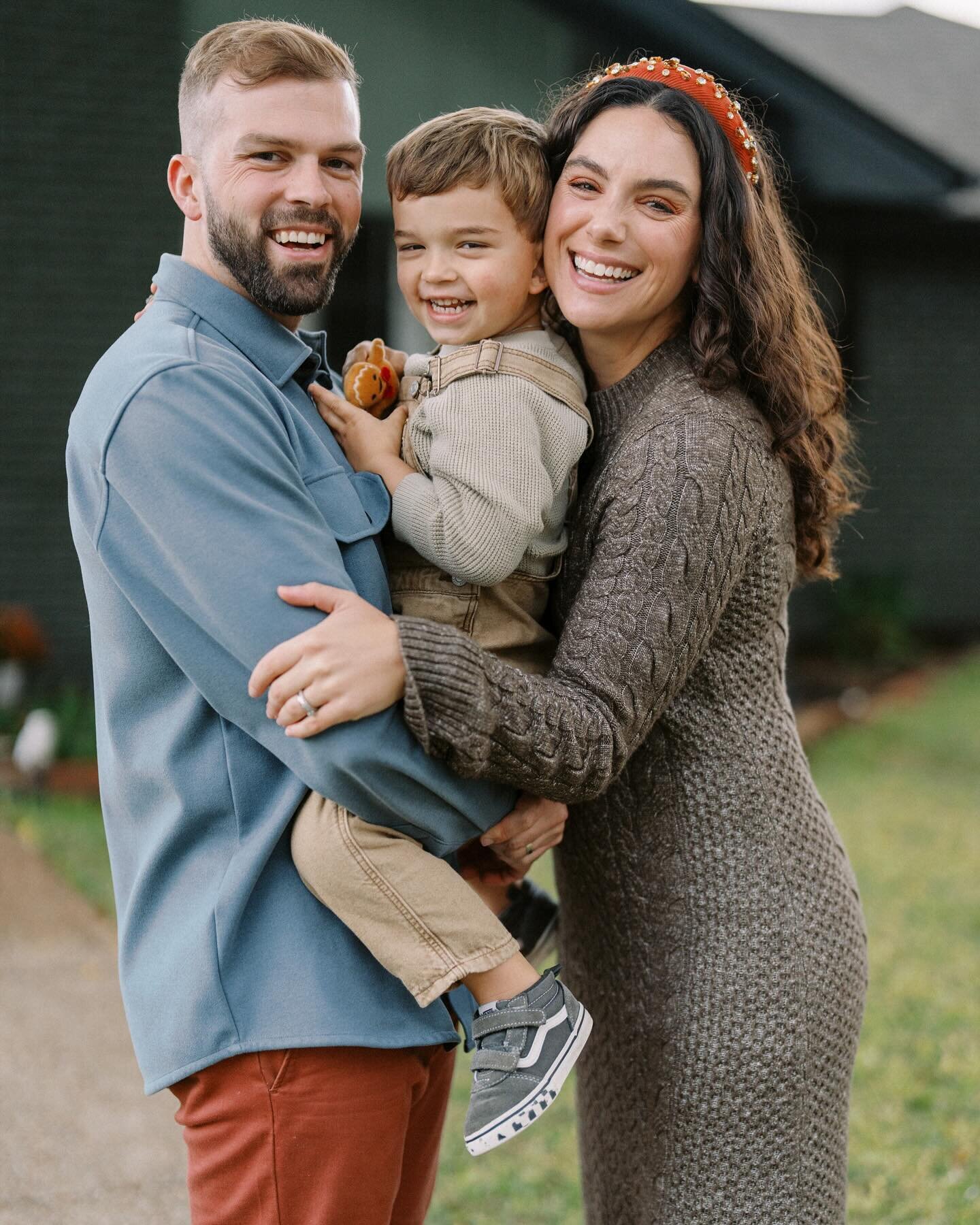 🎄🎁🎅🏽🛷Merry Christmas from our crazy family to yours.

This holiday week has been a whirlwind. Skiing, planes, sleigh rides, Forbidden Forest, and a few tantrums. But we all woke up this morning happy, healthy, and very fortunate to have this bea