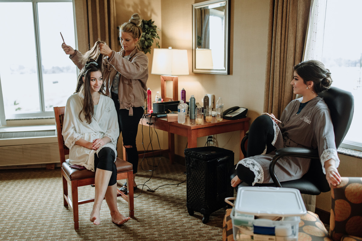 bride-getting-ready-lehigh-valley-wedding