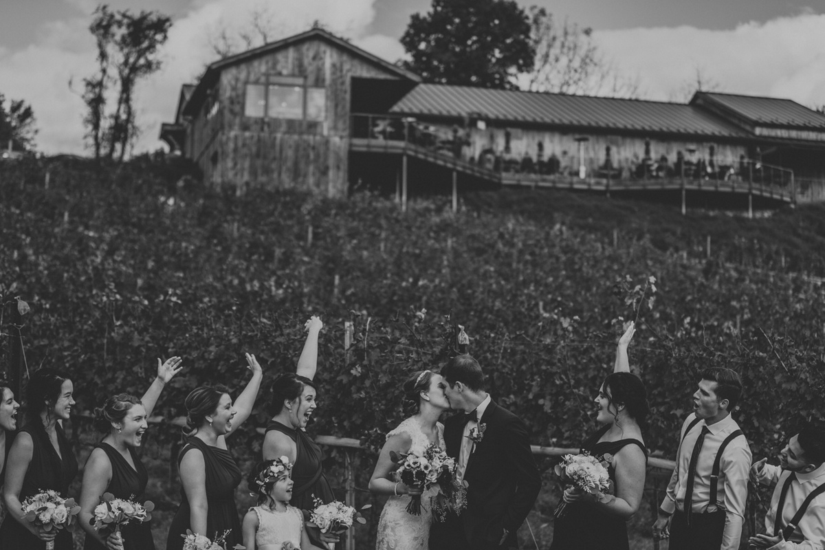 grandview-vineyard-wedding-party-portraits-5