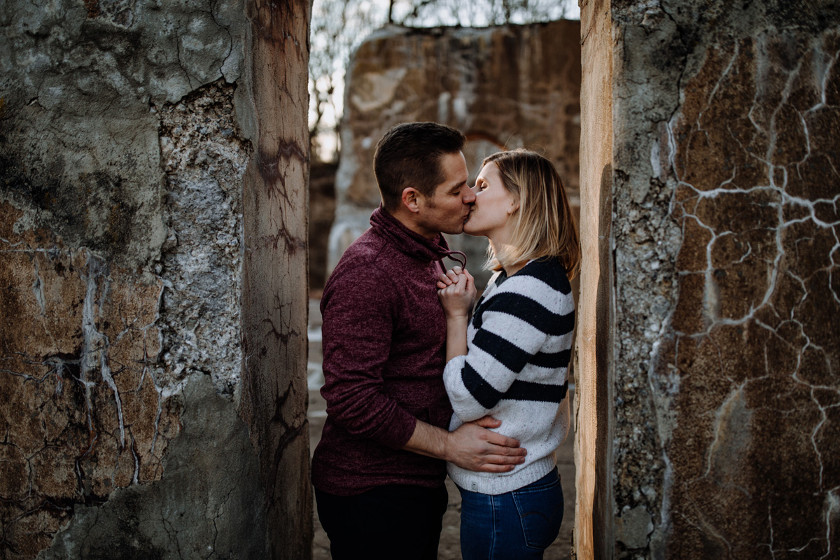 lockridge-park-alburtis-engagement-session