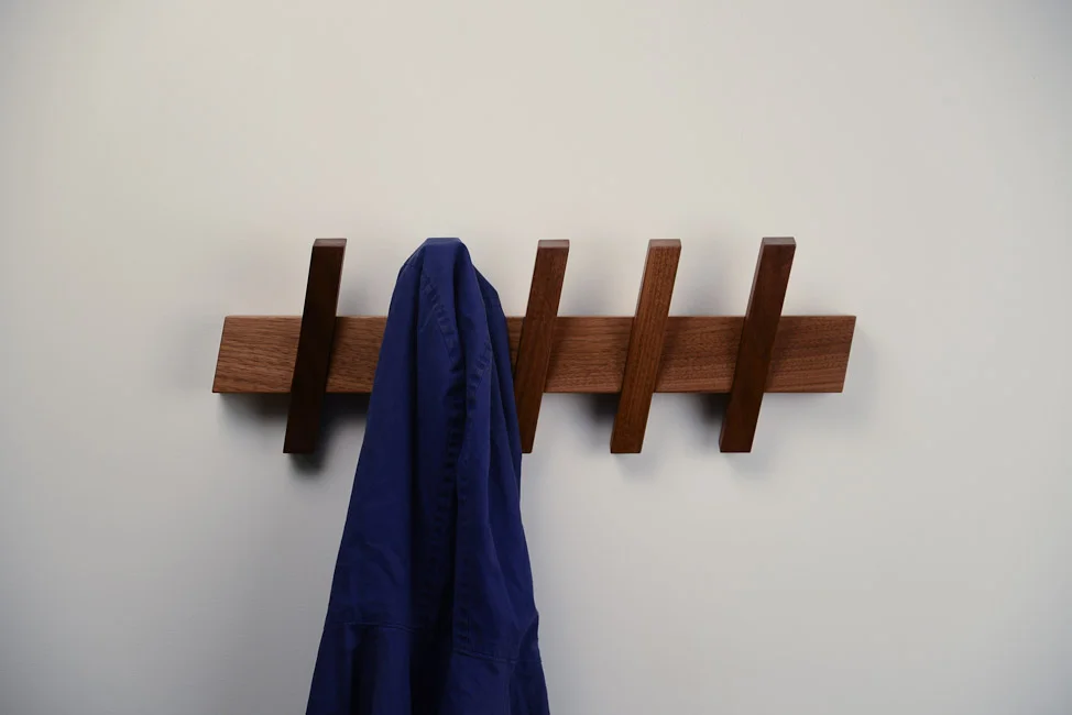 Enos.Walnut.JacketClose.jpg