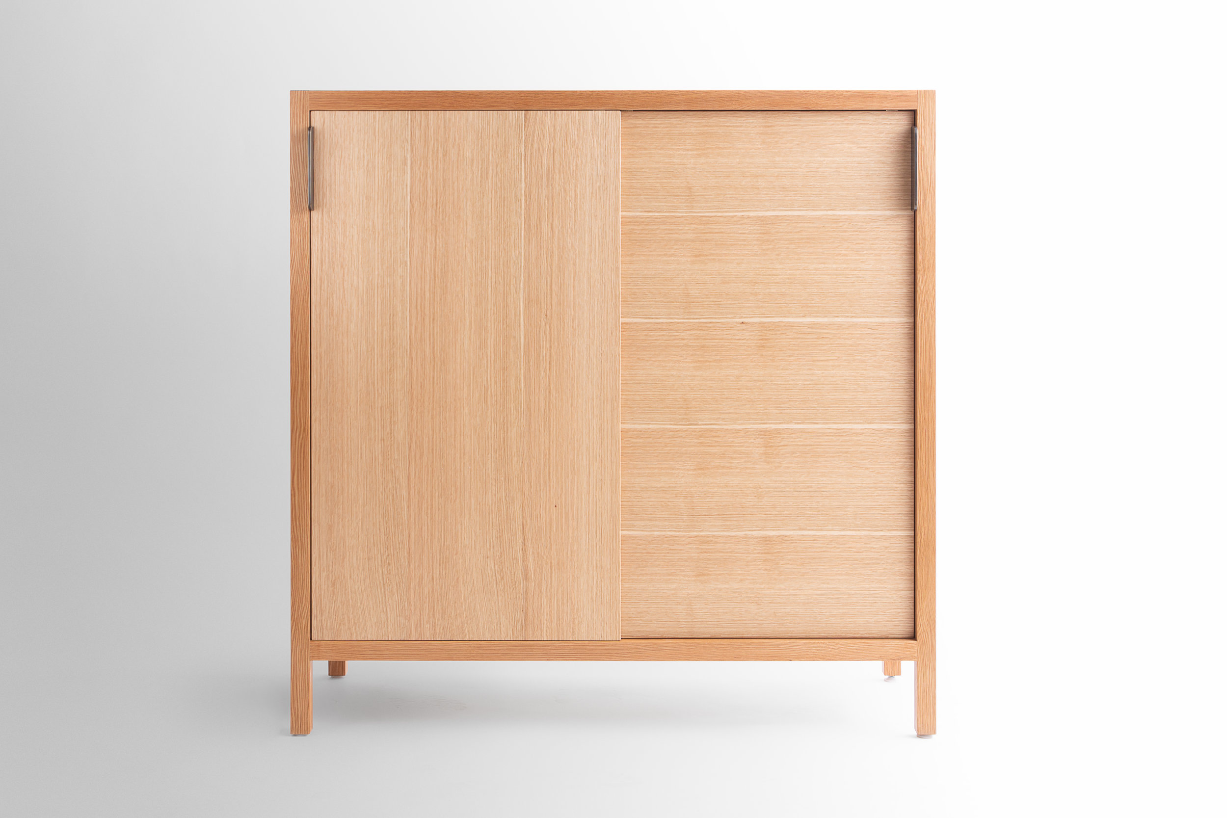 Laska.Oak.Sliding.Front.jpg