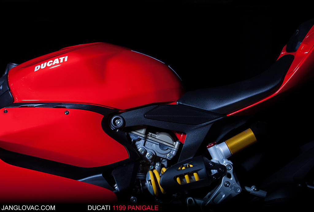 1199 Panigale-11.jpg