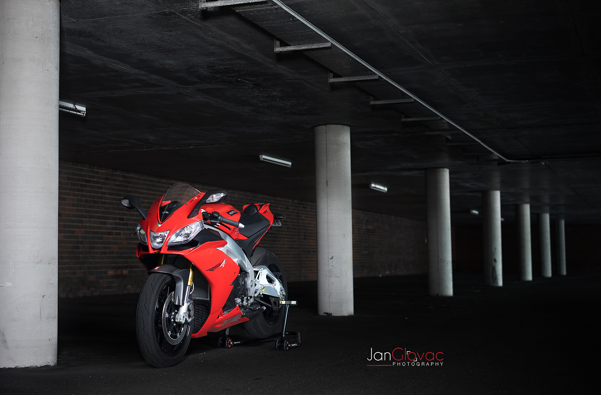 rsv4-3.jpg