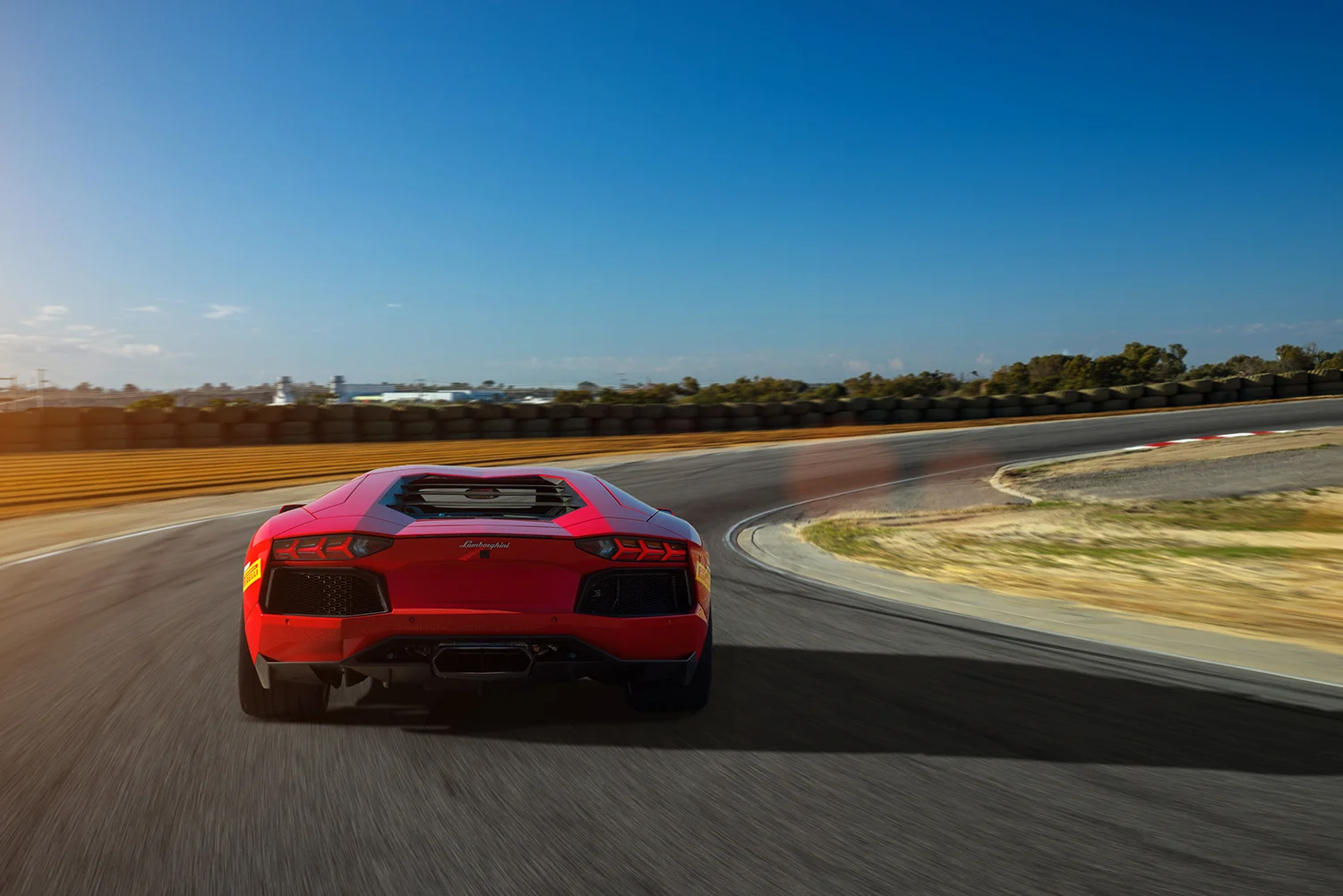 squadra-4_rear_final.jpg