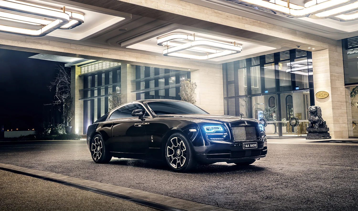 wraith_blackbadge_crown-1.jpg