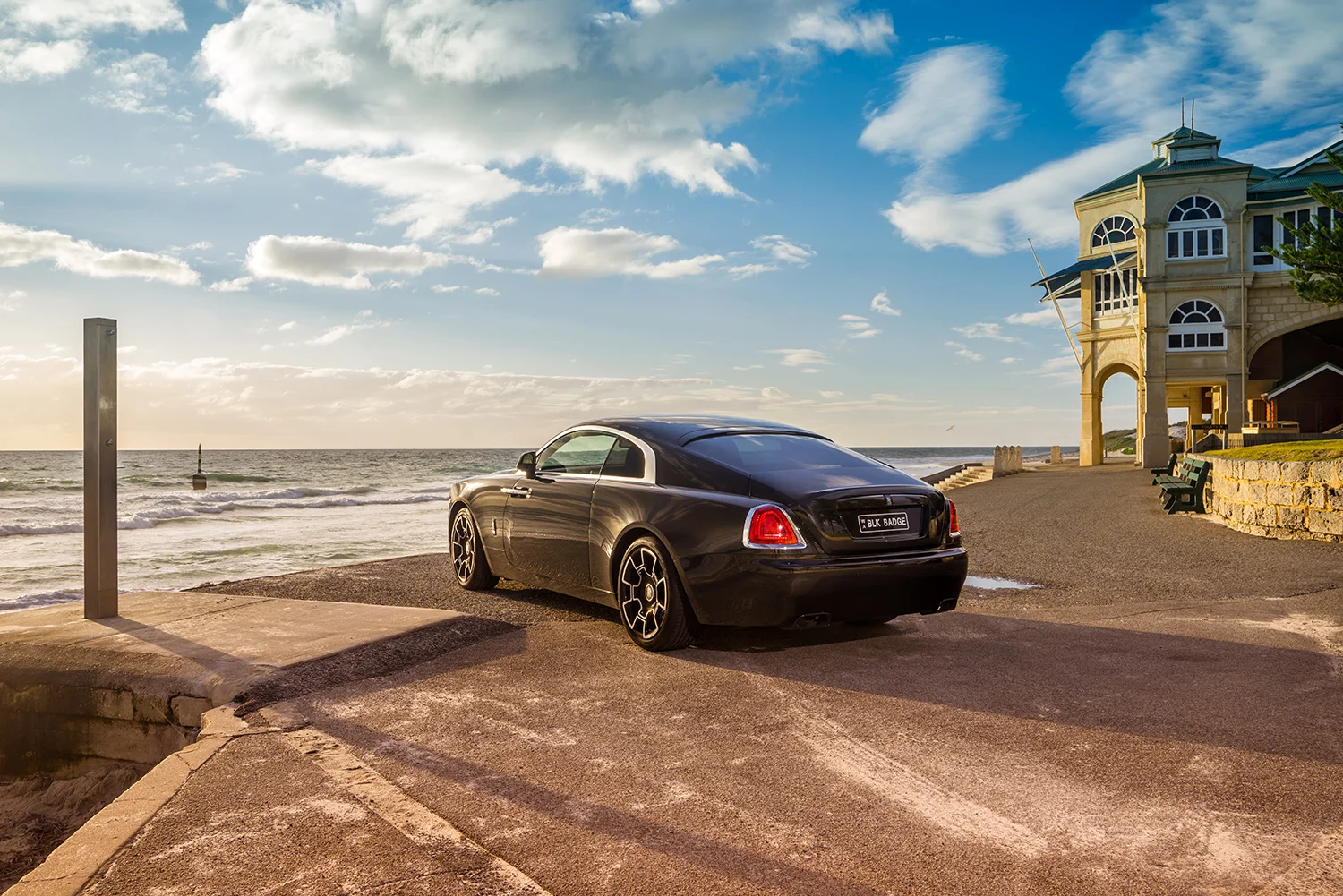 wraith_blackbadge_cott-2.jpg