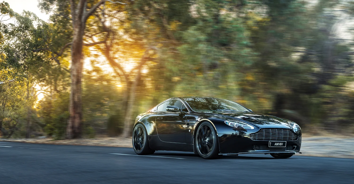 AstonMartin_9.jpg