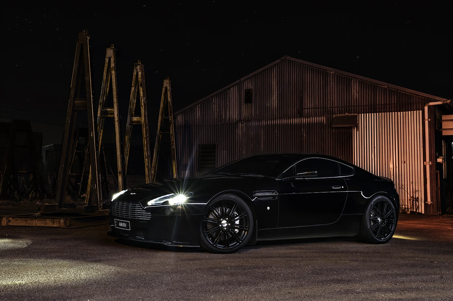 AstonMartin_1.jpg