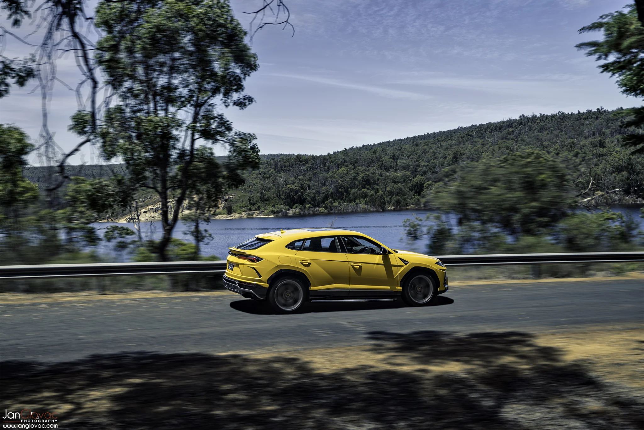 Urus_2.jpg