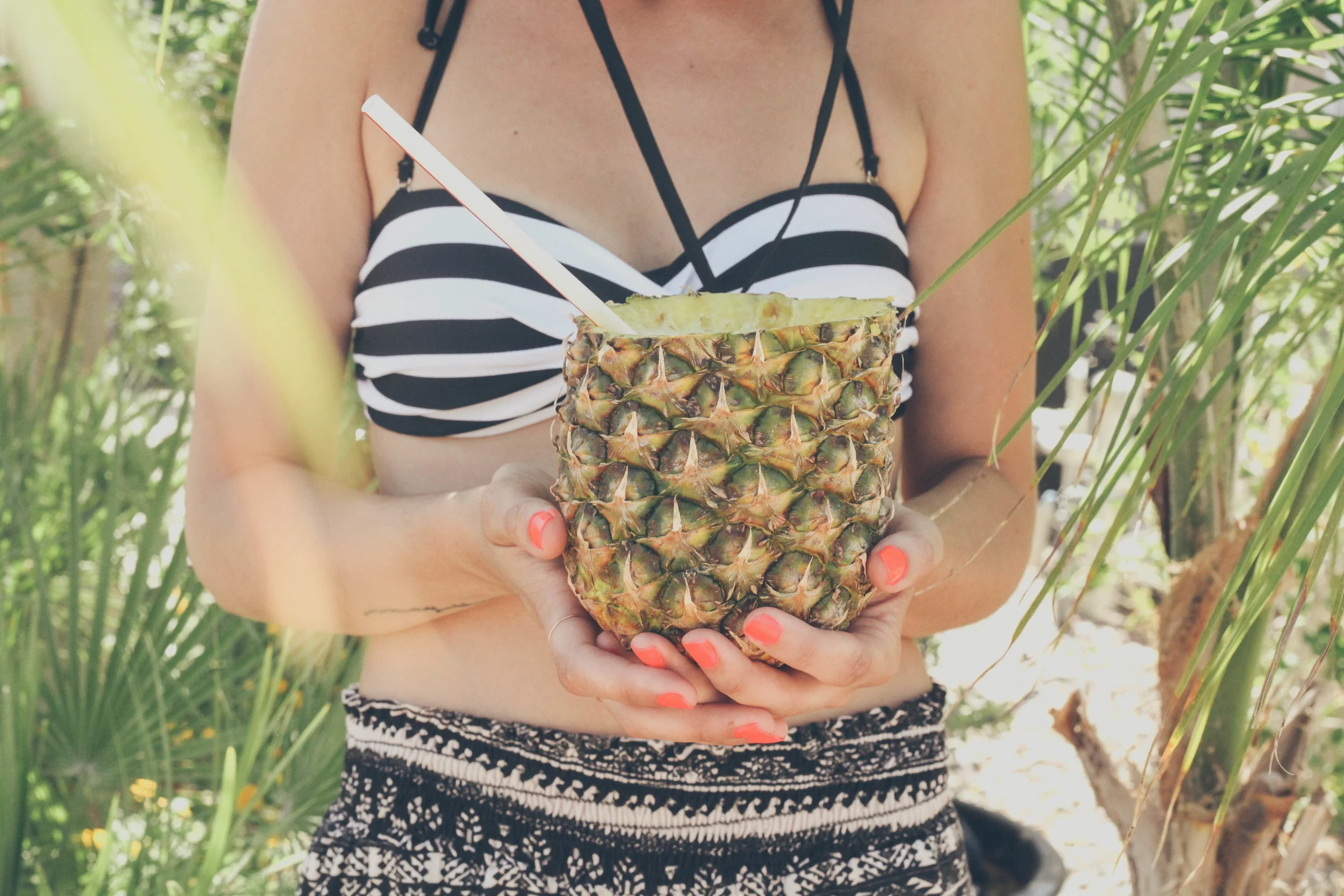 summer_mimosas_by_the_pool_pineapple_watermelon-21.jpg