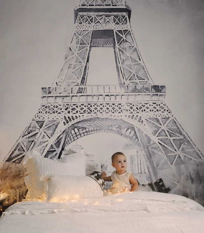 Anewall Eiffel.jpg