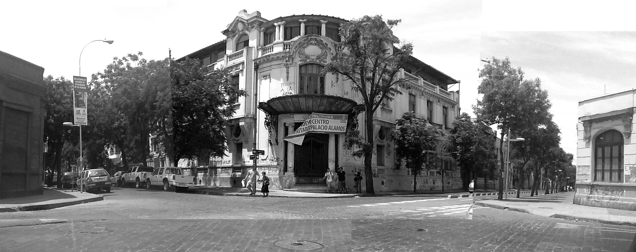 Page of the Fanzine Palacio Álamos. Fhotocopy and recycled paper. 29,7 cm x 21 cm. Página del Fanzine Palacio Álamos. Fotocopias y papel reciclado. 29,7 cm x 21 cm.
