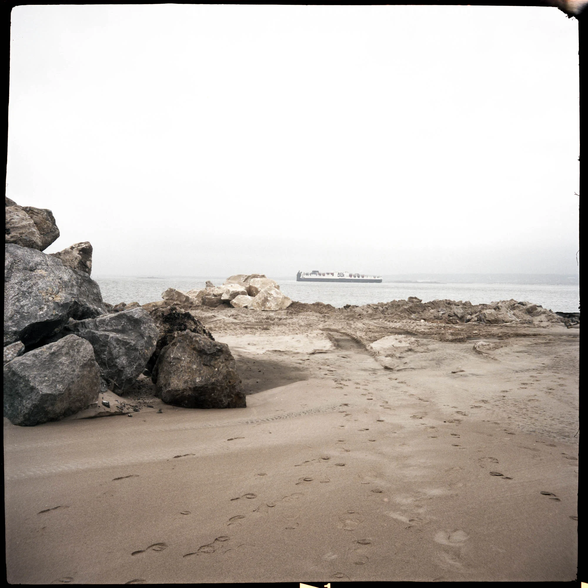 Lucus Landers | Landers B66 brass Camera | Handmade Camera | Portra 400 | Coney Island, New York