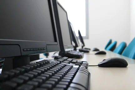Computer_small.jpg