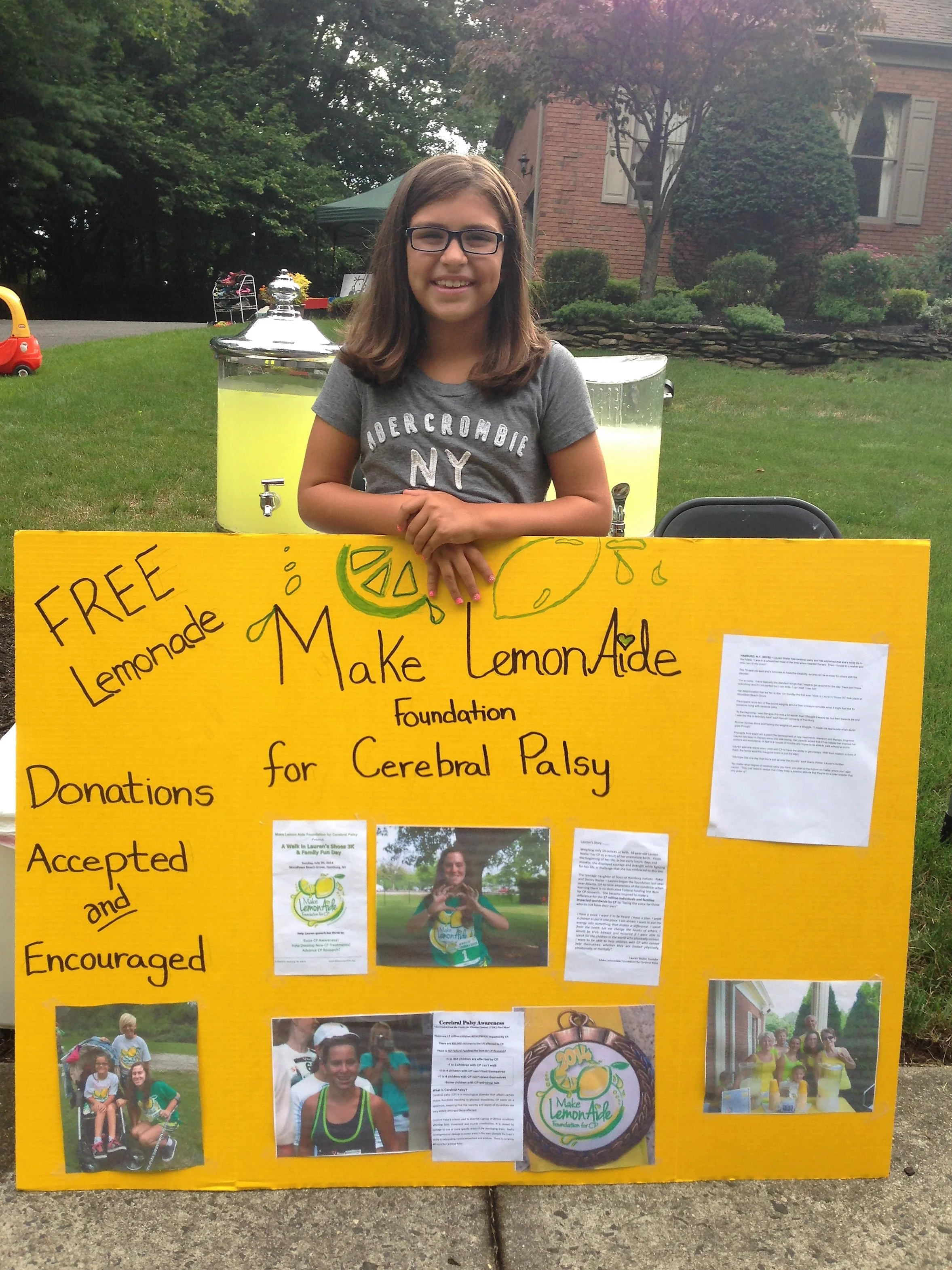 Courageous girl Spreading Awareness and selling lemonaide in her hometown of NJ for Lauren