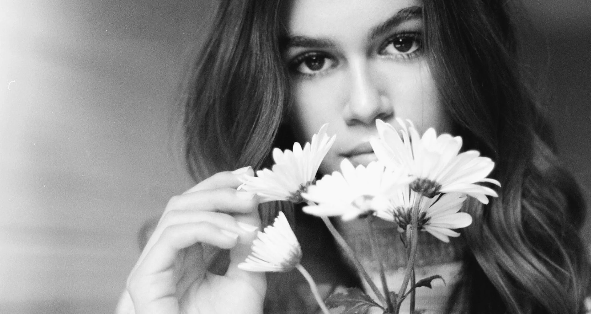 Copy of Kaia Gerber →