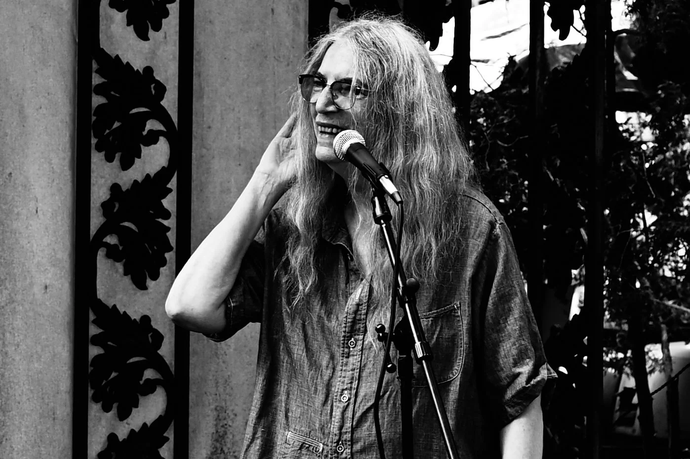 Patti Smith / Elizabeth Street Garden, NYC