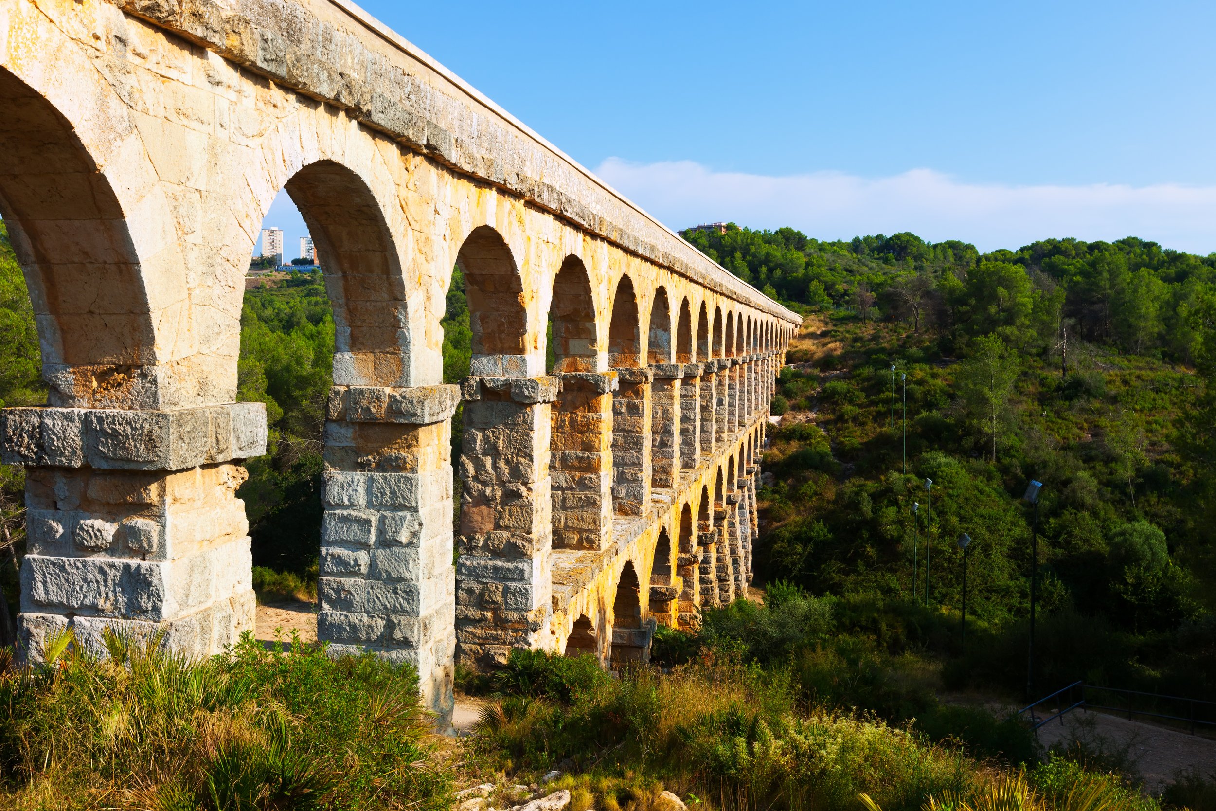 roman-aqueduct-tarragona-catalonia.jpg