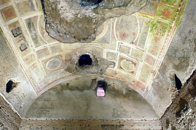 View of a fresco on the valut of the domus aurea dreamstime_s_184344565 Photo 184344565 © Francesco Vignali  Dreamstime.com.jpg