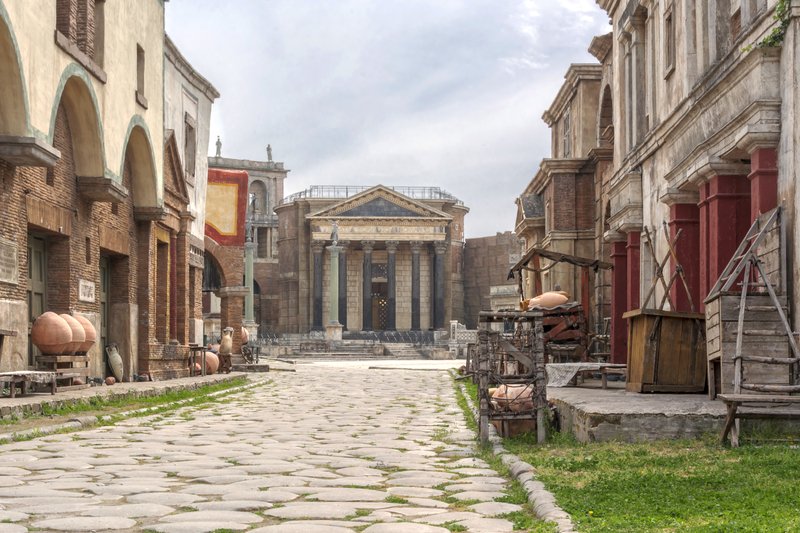 Cinecitta Set dreamstime_s_99301802 Photo 99301802 © Valerio Rosati  Dreamstime.com.jpg