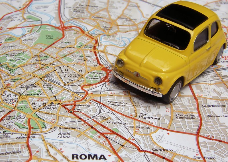 Map with car Roma dreamstime_s_5355746 Photo 5355746 © Enrico Battilana  Dreamstime.com.jpg