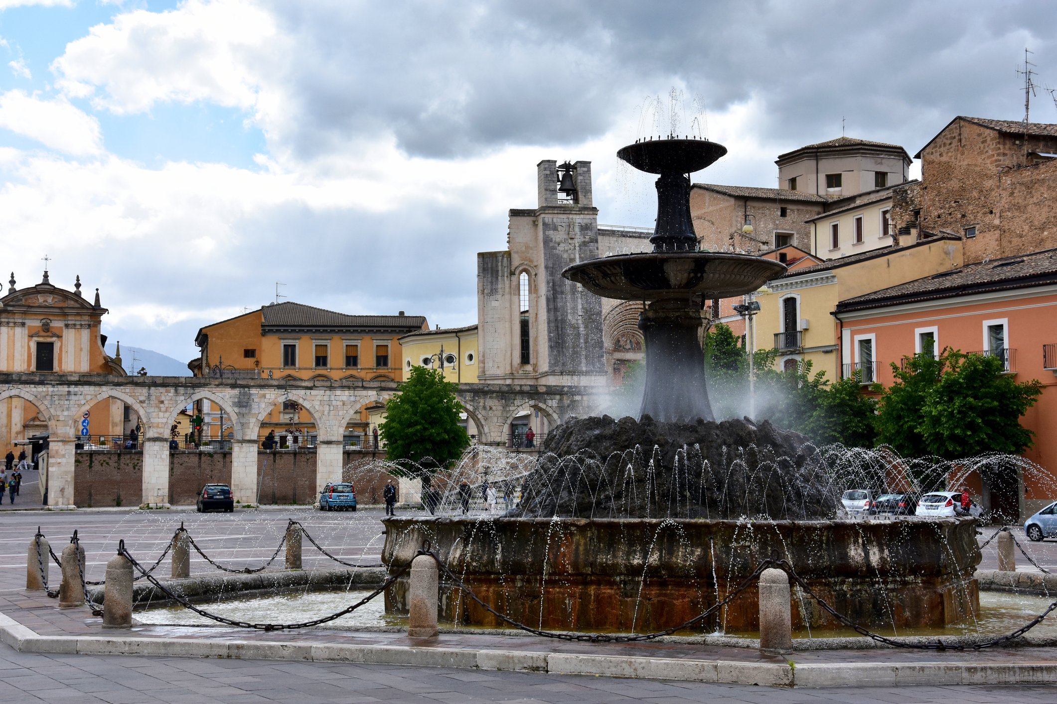 dreamstime_m_147142772 Sulmona  Garibaldi Piaszza By Gunold.jpg