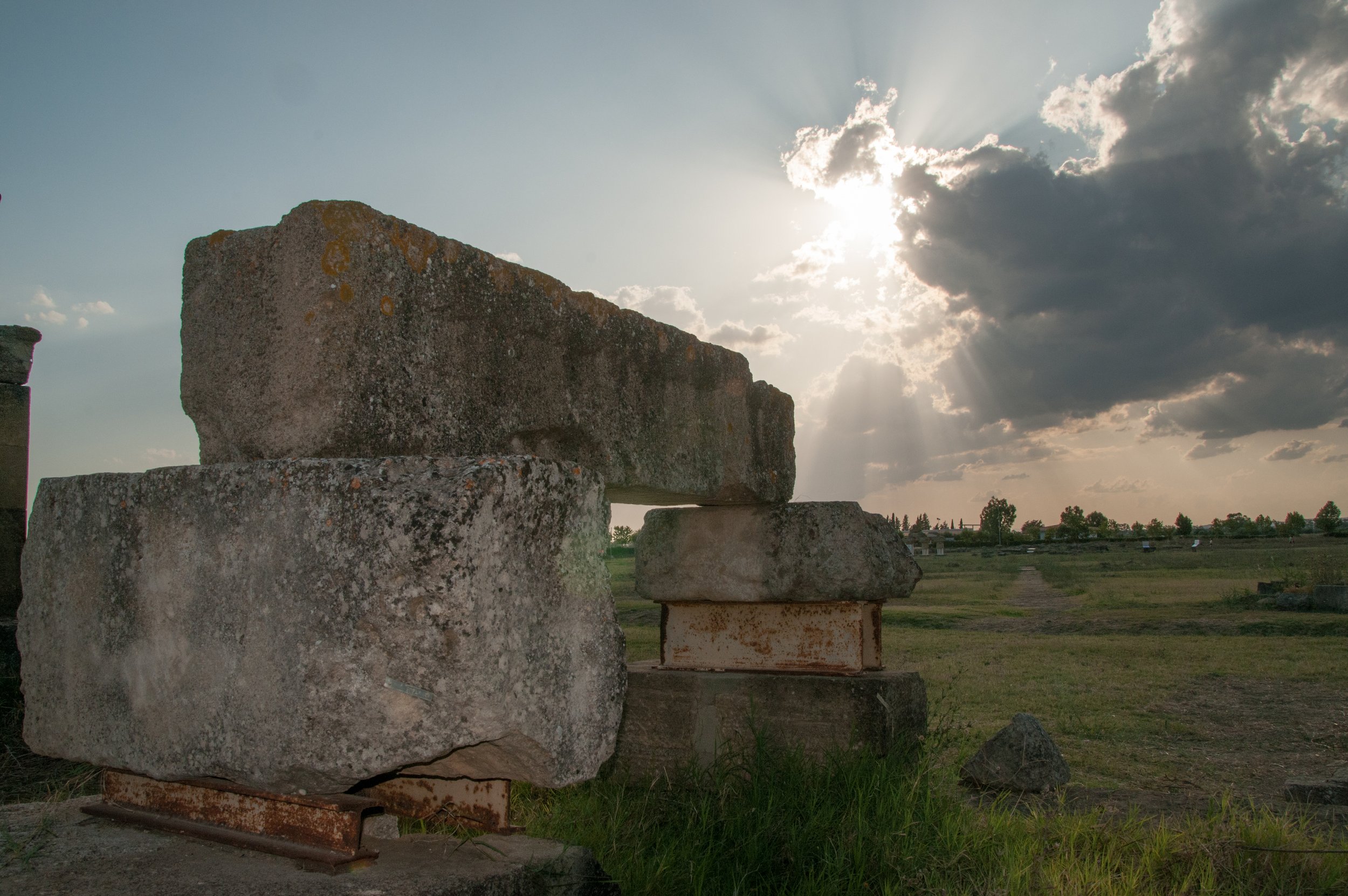 dreamstime_l_172947725 Metaponto Archeological Park by Corluc.jpg