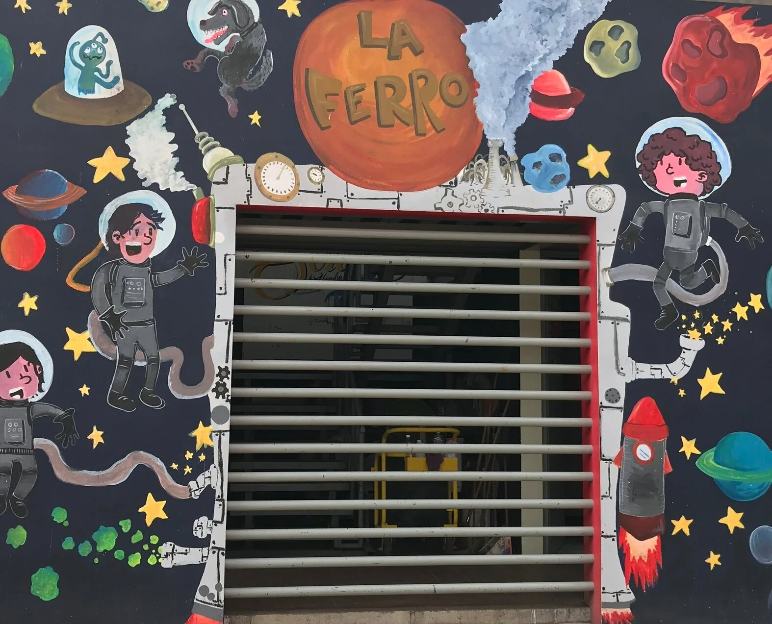 @ Centro Cultural LA FERRO